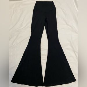 Aerie Offline Real Me Crossover Super Flare Legging size S